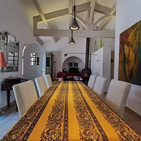 : 4 Chambres, Piscine Privee Et Climatisation - Fr-1-803-76 * Le Lavandou